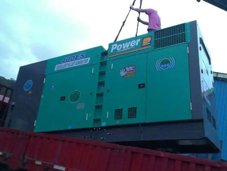 丰润柴油发电机组转速不稳定时，如何对发动机进行维护？