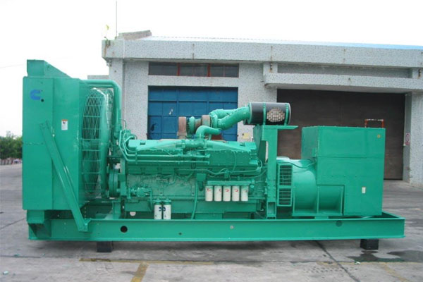 丰润工厂发电机应急发电时如何更准确地检查发电机状态？